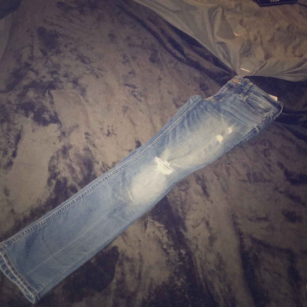 Never worn , cute skinny jeans